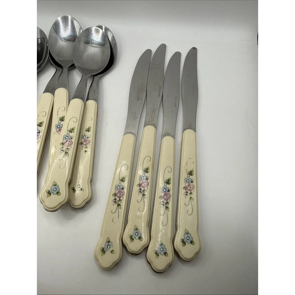 20 Pieces Pfaltzgraff TEA ROSE Stainless Plastic Handle Flatware